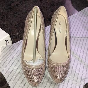 Aldo Loawen stiletto platform pumps